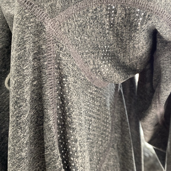 Champion grey heather sweatshirt with mesh panels - Picture 10 of 17